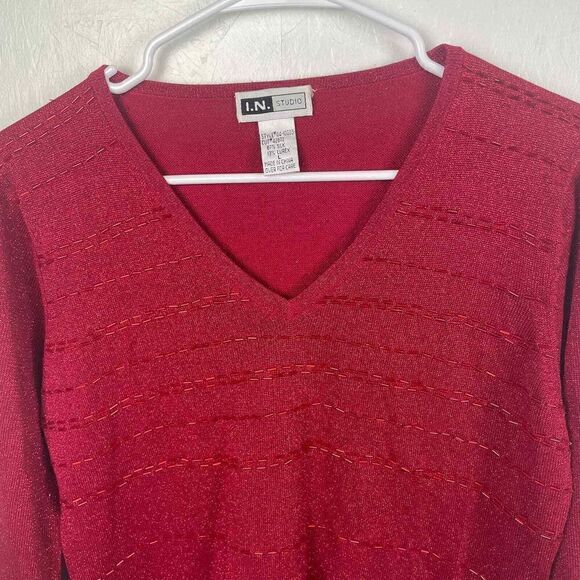 Vintage I.N Studio Red Christmas Sparkly Blouse Silk Lurex Blend Size M/L - Picture 3 of 6
